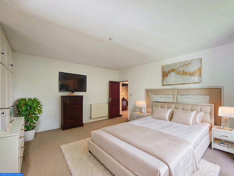 Maison - 273 m² - 10 pièces