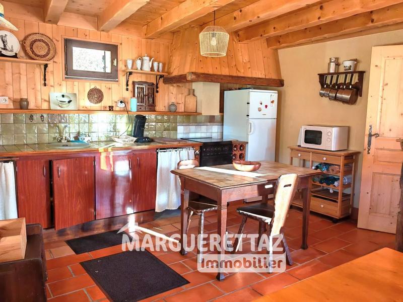 Châlet - 102 m² - 4 pièces