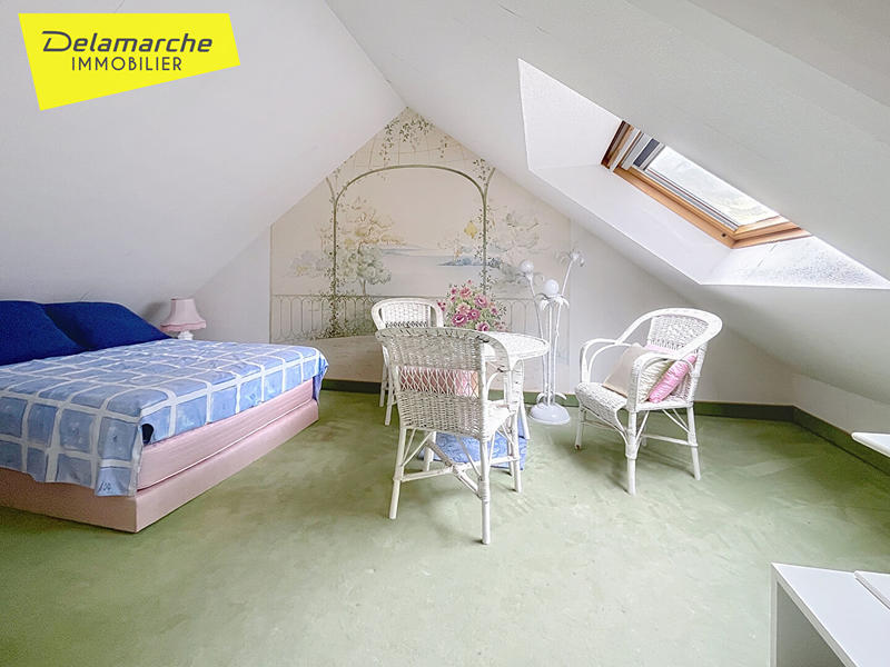 Maison - 90 m² - 5 pièces