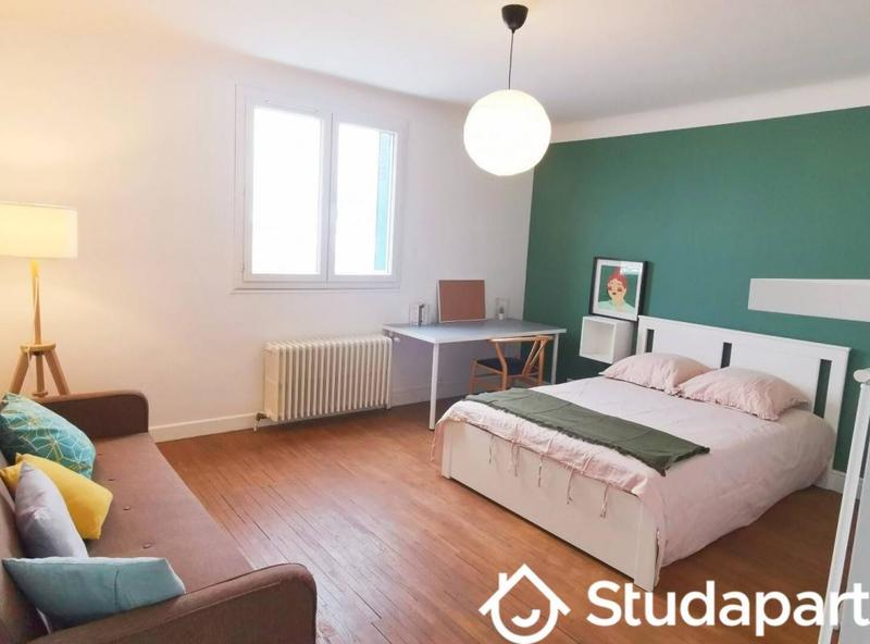 Chambre - 15 m² - 1 pièce