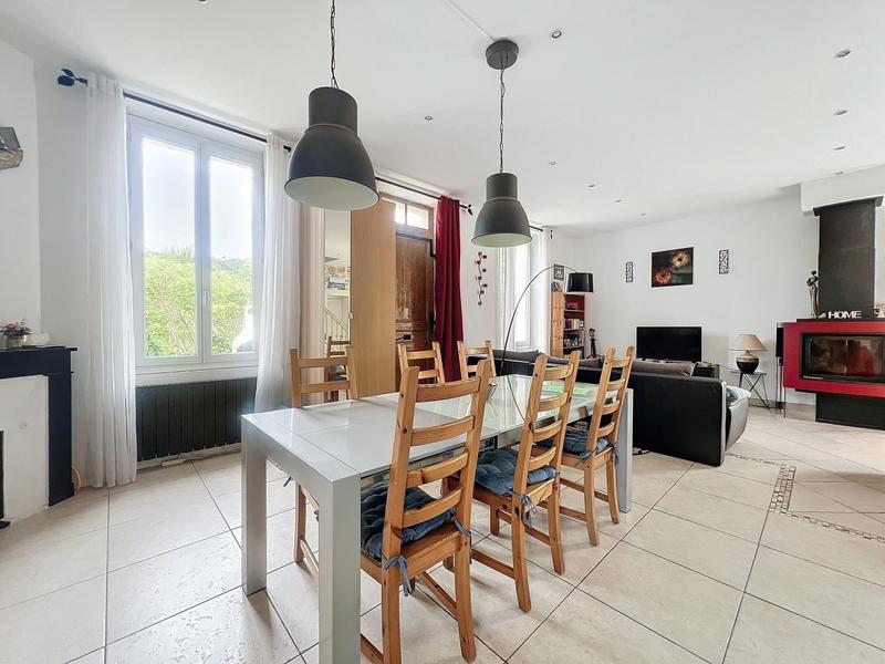 Maison - 150 m² - 6 pièces