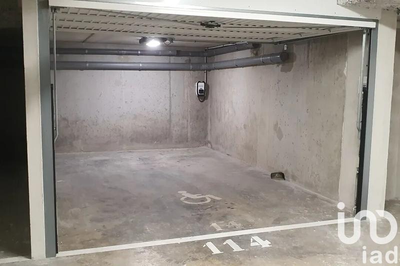 Parking - 16 m²