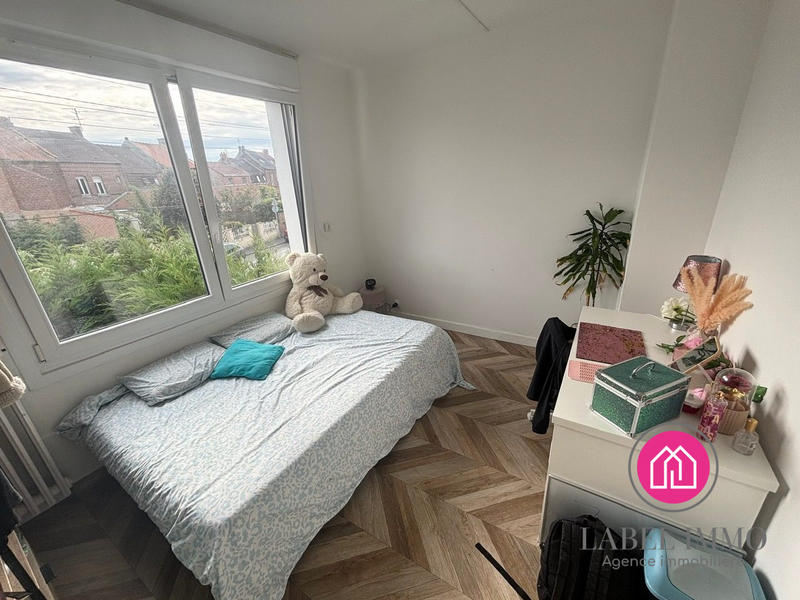 Maison - 220 m² - 8 pièces