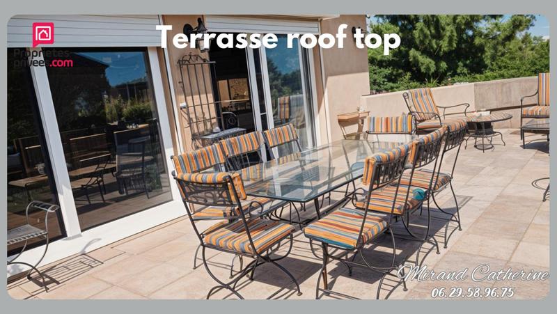 Maison - 260 m² - 12 pièces