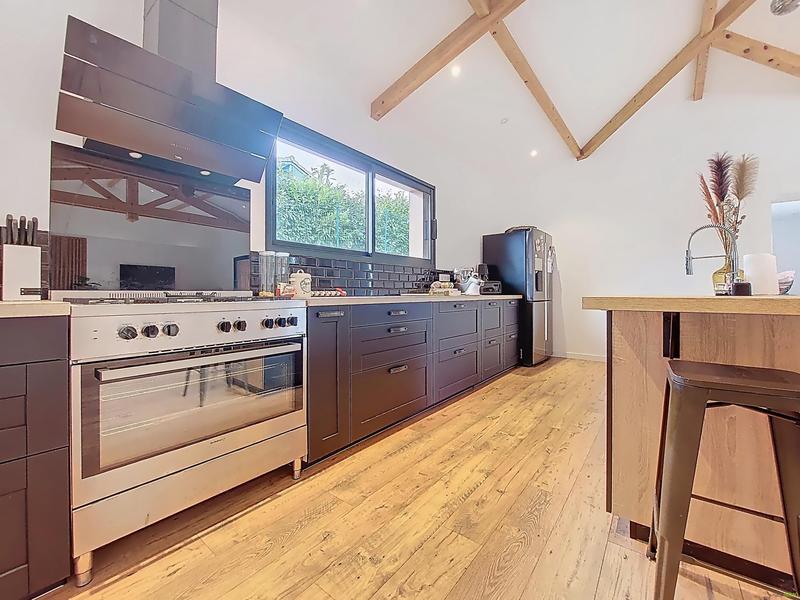 Villa - 140 m² - 5 pièces