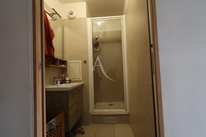 Appartement - 79 m² - 4 pièces