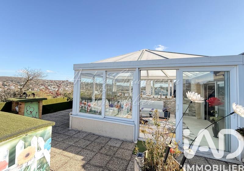 Appartement - 95 m² - 4 pièces