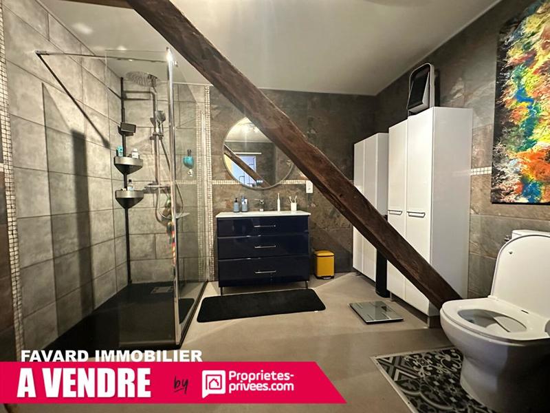 Maison - 170 m² - 6 pièces