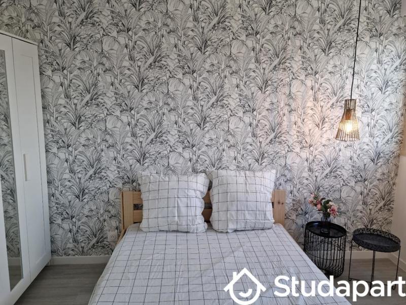 Chambre - 10 m² - 1 pièce