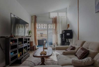 Maison de ville - 197 m² - 6 pièces