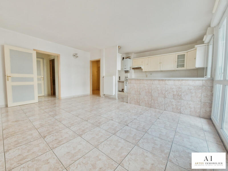 Appartement - 70 m² - 4 pièces