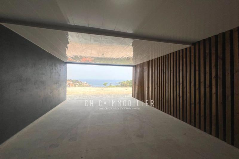 Propriété - 210 m² - 4 pièces