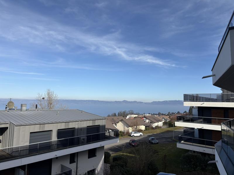 Appartement - 93 m² - 4 pièces