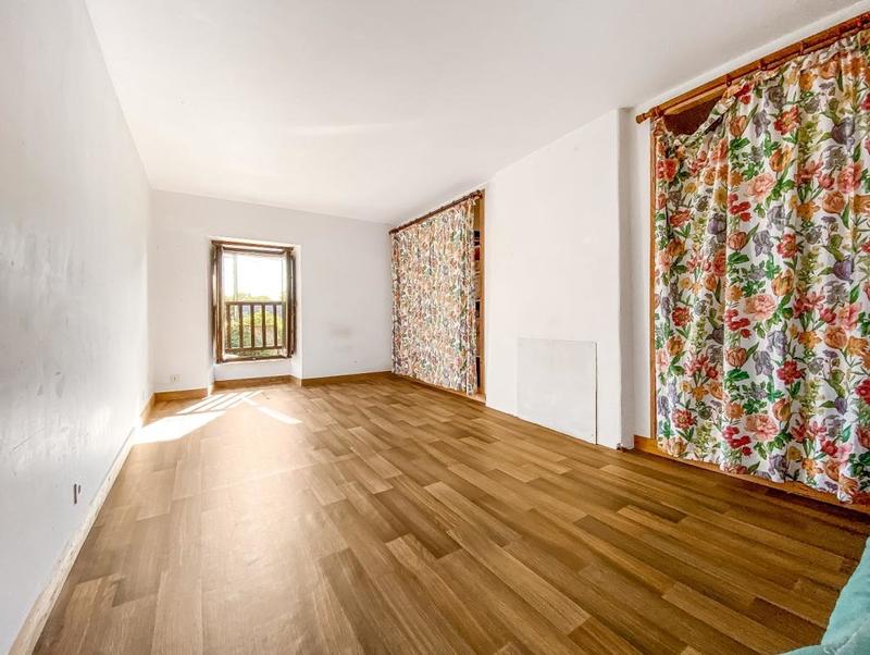 Maison en pierre - 163 m² - 6 pièces