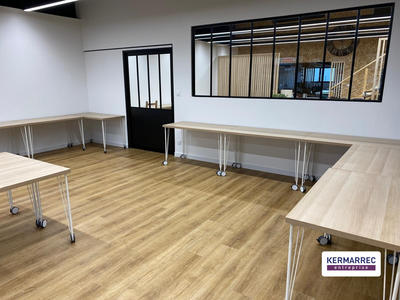 Local commercial - 244 m²