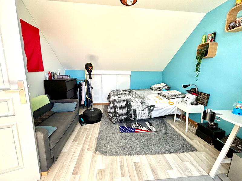 Maison - 139 m² - 7 pièces