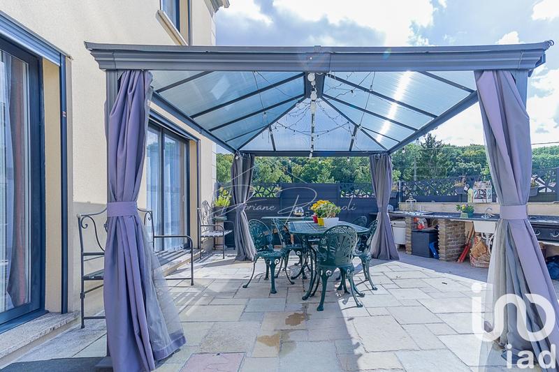 Maison - 178 m² - 7 pièces