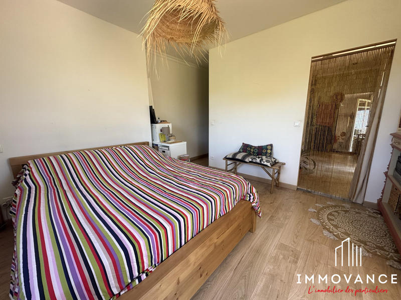 Maison - 204 m² - 5 pièces