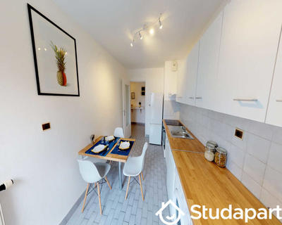 Chambre - 70 m² - 1 pièce