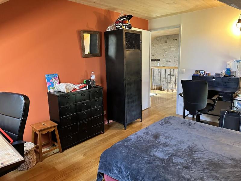 Corps de ferme - 300 m² - 9 pièces