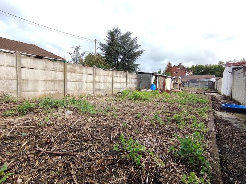 Terrain constructible - 253 m²