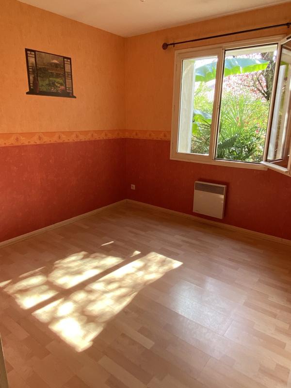 Maison - 99 m² - 5 pièces