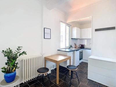 Studio - 24 m² - 1 pièce