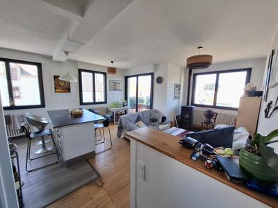 Appartement - 106 m² - 5 pièces