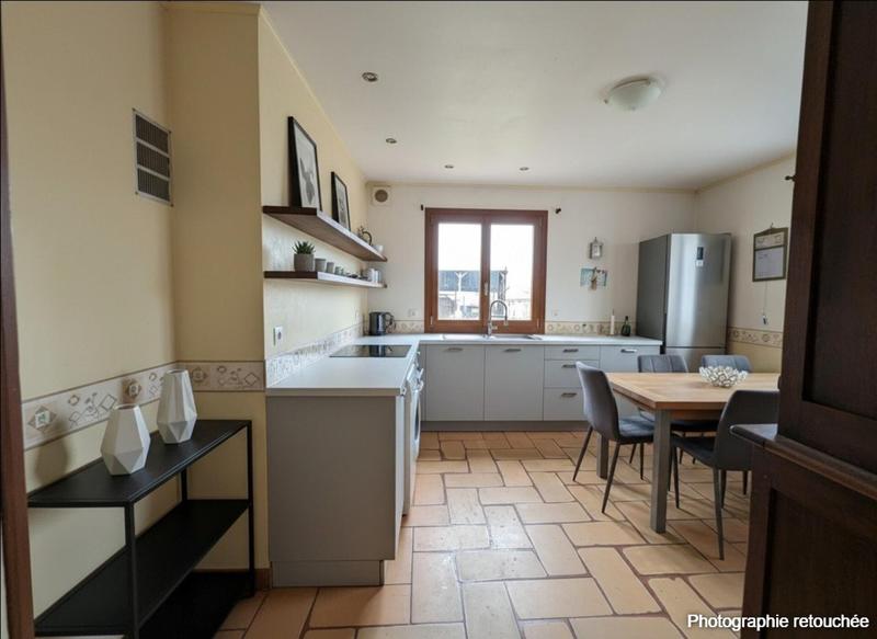 Maison - 135 m² - 6 pièces