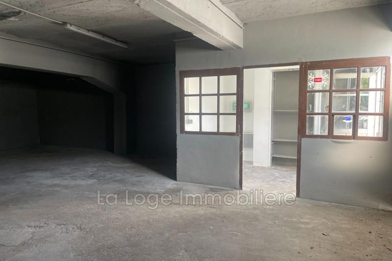 Local commercial - 105 m²