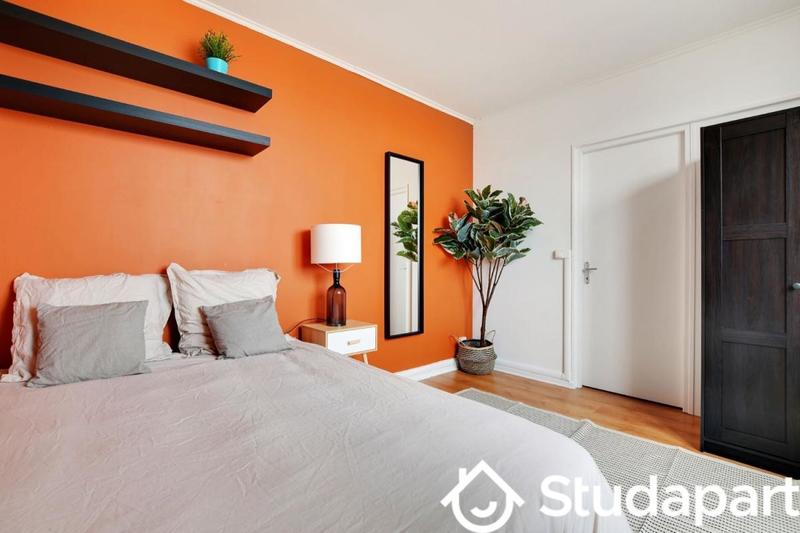 Chambre - 10 m² - 1 pièce