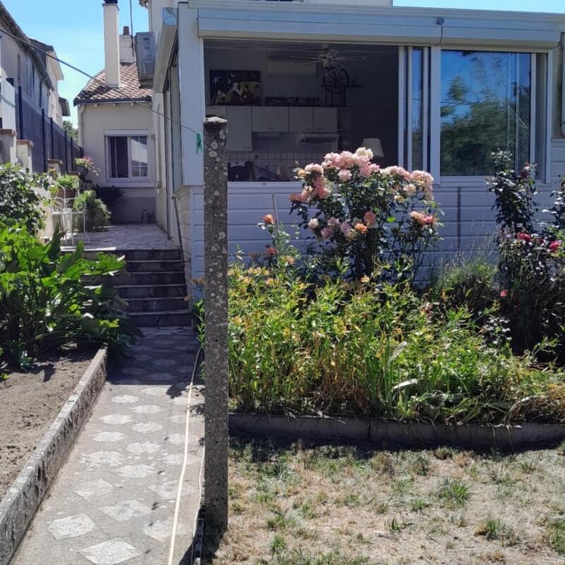 Maison - 100 m² - 5 pièces