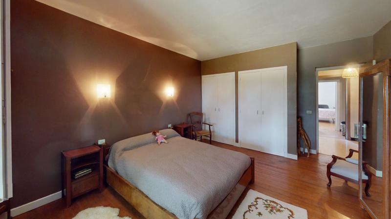 Maison - 220 m² - 7 pièces