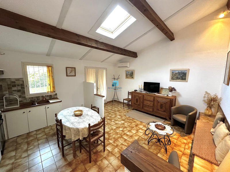 Mas - 360 m² - 18 pièces