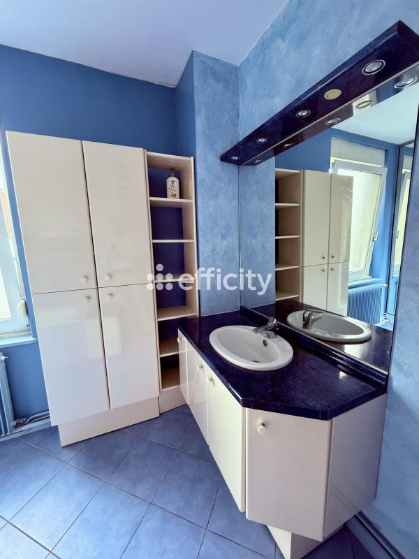 Maison - 100 m² - 6 pièces