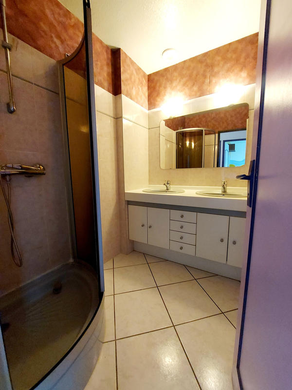 Maison - 101 m² - 5 pièces