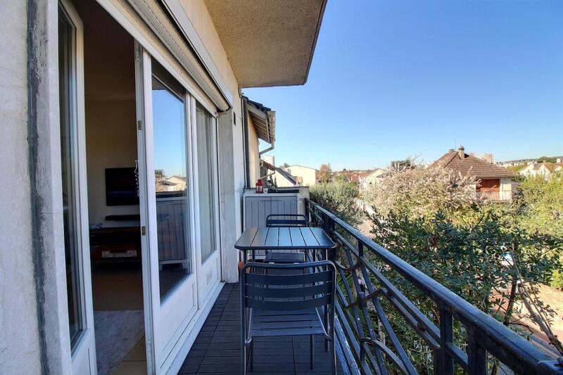 Appartement - 80 m² - 4 pièces