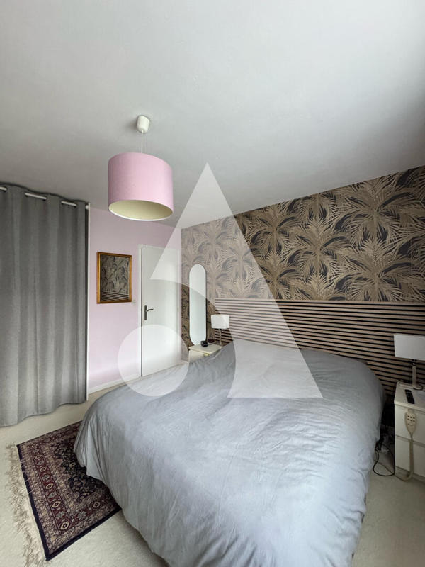 Maison - 102 m² - 5 pièces