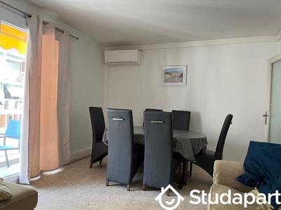 Appartement - 80 m² - 4 pièces