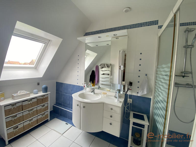 Maison - 145 m² - 6 pièces