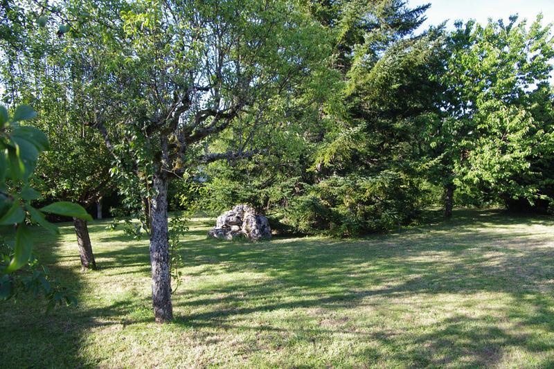 Terrain constructible - 1 250 m²