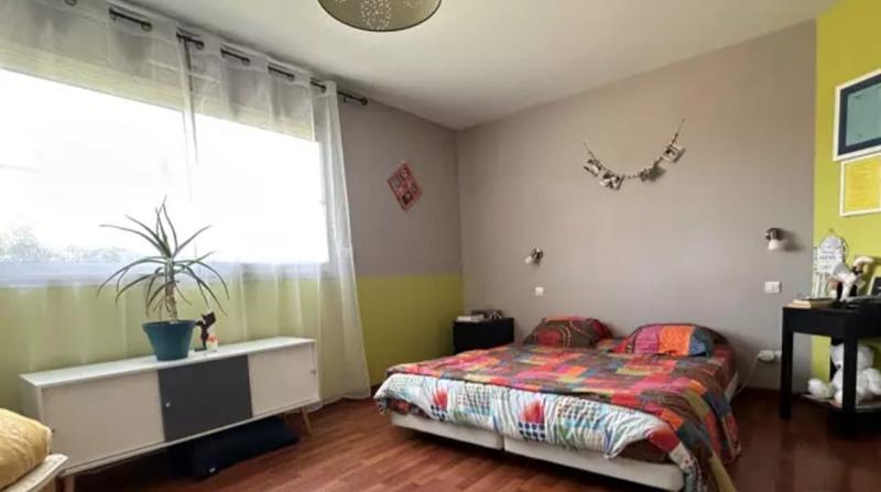 Maison - 226 m² - 8 pièces