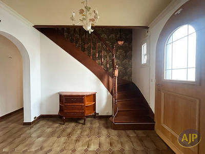 Maison - 130 m² - 6 pièces