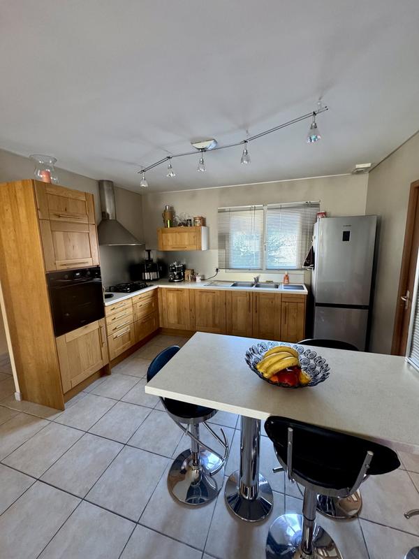 Maison - 103 m² - 5 pièces