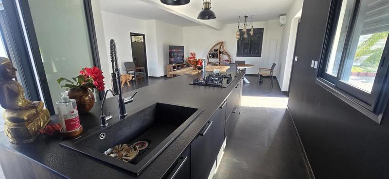 Villa - 146 m² - 6 pièces