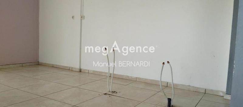 Local commercial - 72 m² - 6 pièces