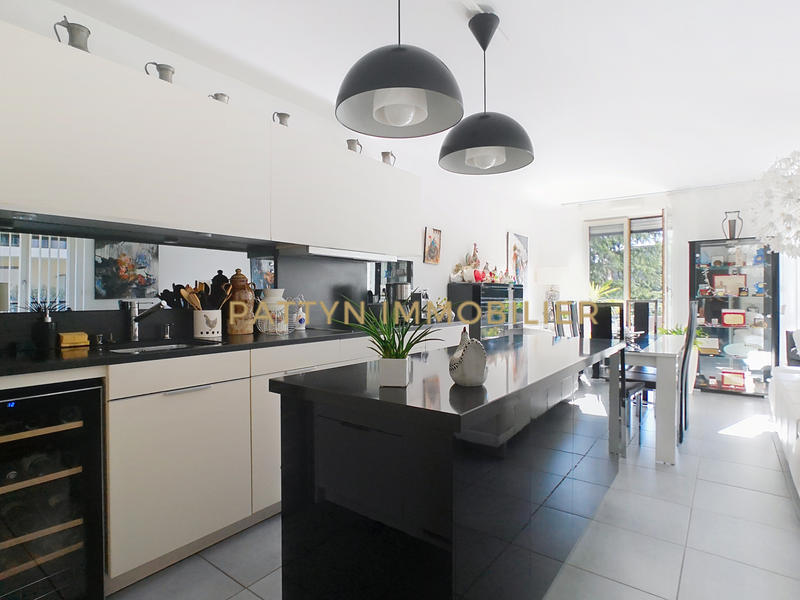 Duplex - 103 m² - 5 pièces