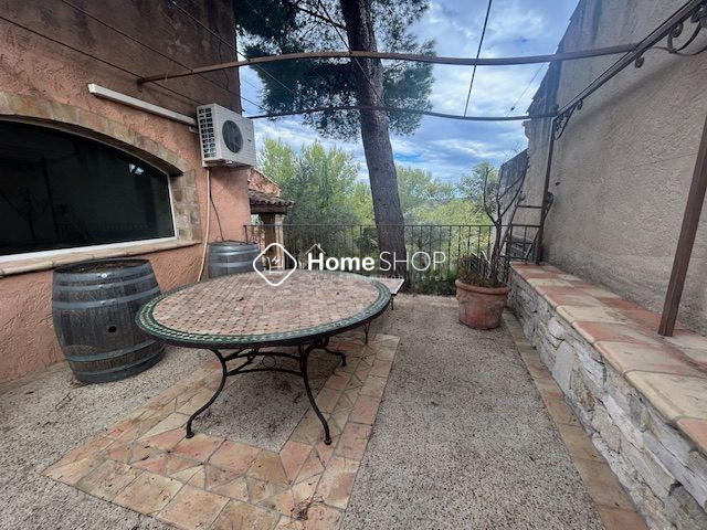 Villa - 160 m² - 6 pièces