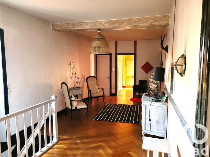 Maison de village - 265 m² - 6 pièces