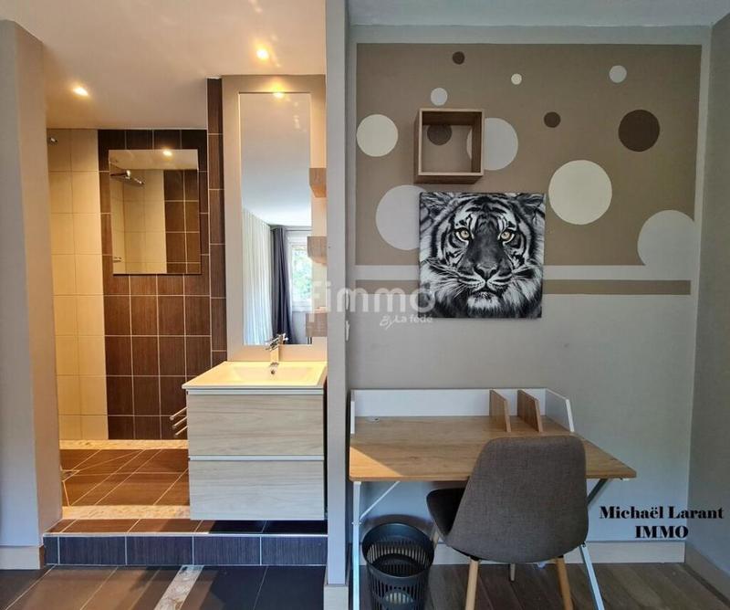 Propriété - 484 m² - 7 pièces